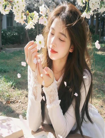 阿玖在线观看免费_女子花钱报课怀疑老师在打擦边球_2026世界杯直播在线观看